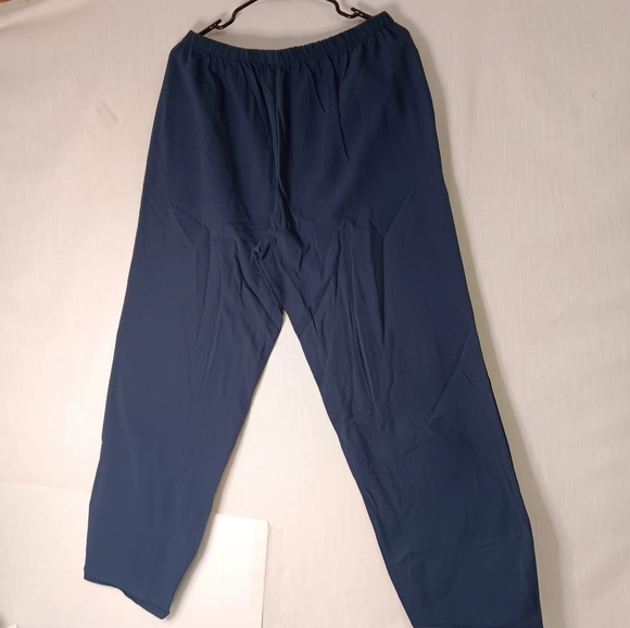 NWT women's 2XL pants Tapered high rise,E retro, butterfly print, Pockets. - Picture 3 of 14